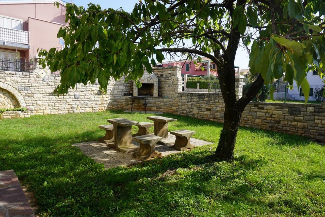 Mariella Hotel Bašanija Exterior foto